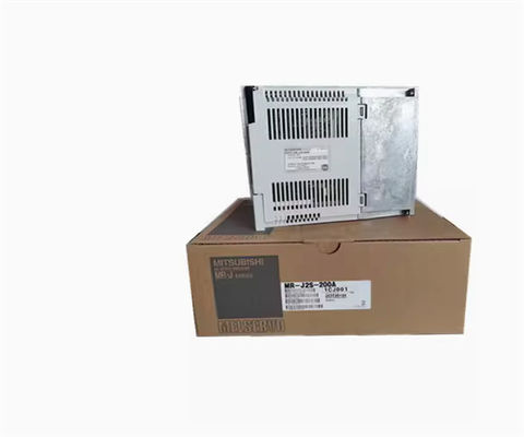 M.-j4-70A Industriële Servo de Aandrijvings melservo-J4 driefasen Servoversterker van Mitsubishi