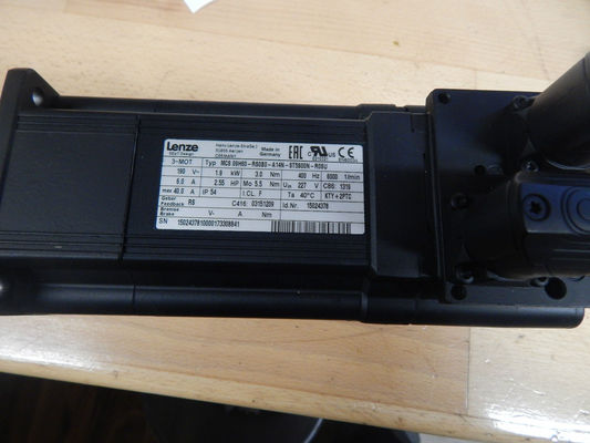 LENS MCS 09H60-RS0B0-A14N-ST5S00N-R0SU Beschrijving SERVO MOTOR 3.4A 307V 3.8NM