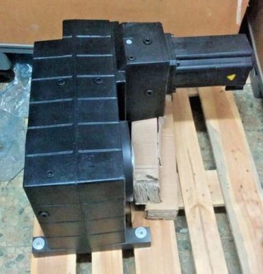LENZE MCS 14H32-RS0P2-Z0F0-ST6S00N-R0SU Nominaal vermogen 15 kW Industriële servo-aandrijvingen