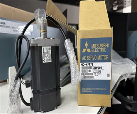 Mitsubishi AC servomotor HC-KFS73 750W 103V 5.6A Uitgang 750W IP55 3.0KG
