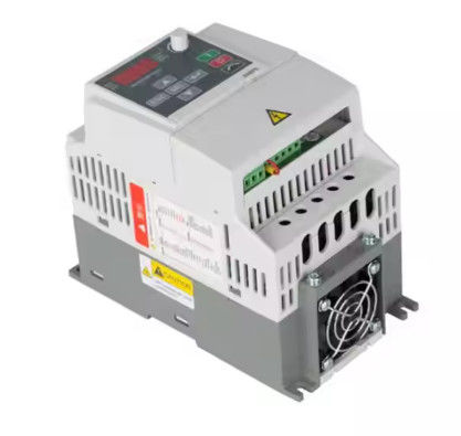 EMERSON Inverter CT Drive EV800-2S0002G Eénfasig 220VAC 0,2 kW