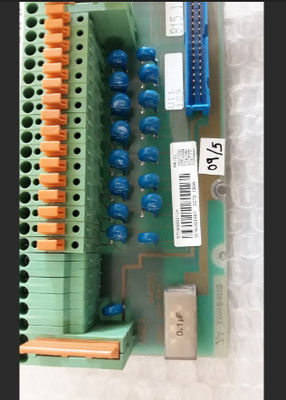 ABB DSTD 150A verbindingseenheid voor digitale 57160001-UH Input Board 32 kanalen Max 60 V