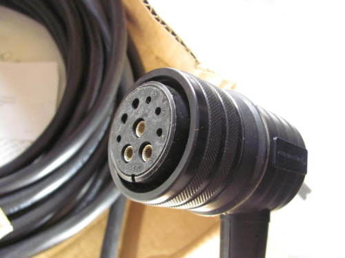 AB 1326-CPC1-RAL-015 Kabels voor 460 V wisselstroomservomotoren