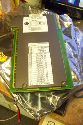 ALLEN-BRADLEY 1771-OAD Digitale I/O AC-in- en uitgangsmodules