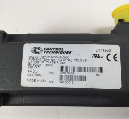 Emerson Control Techniques NTE-212-CONS-0000 Servomotor 240VAC 0,7 kW 5000 tpm