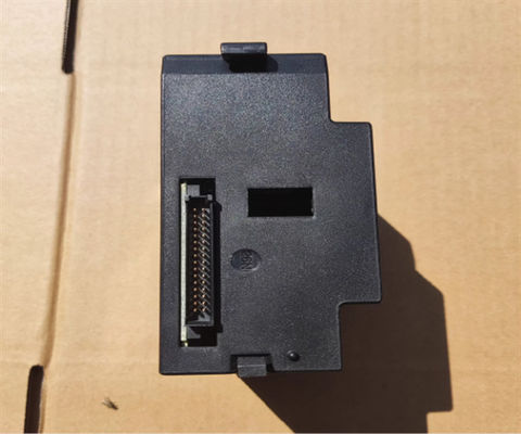 Vernieuwde GE-Emerson IC693MDL732 12/24 VDC-uitgangsmodule