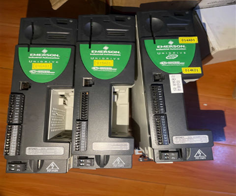 Beheertechnieken SP0402 Universele wisselstroom- en servo-aandrijving