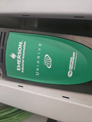 EMERSON SP1403 Universele wisselstroom aandrijving voor inductie- en servomotoren