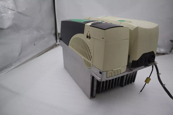 EMERSON SP3401 Beheertechnieken Emerson Unidrive Frequenzumrichter