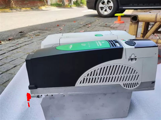 EMERSON SP4402 Beheertechnieken Emerson Unidrive Frequenzumrichter