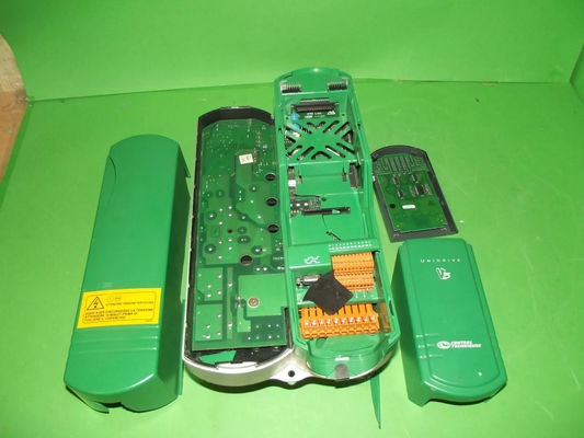 EMERSON UNI2402 Beheertechnieken Emerson Unidrive Frequenzumrichter