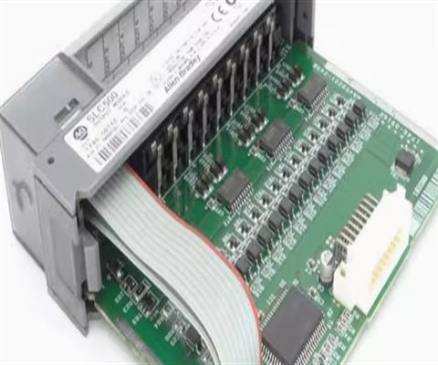 1746-BTM. Allen-Bradley SLC 500 Barrel Temperatuur Control Module.