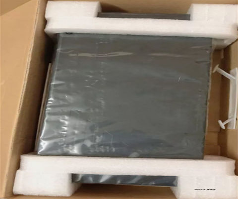 Een nieuwe Moxa NPORT5630-8 8-poort 422/485 Rack Serial Device Server