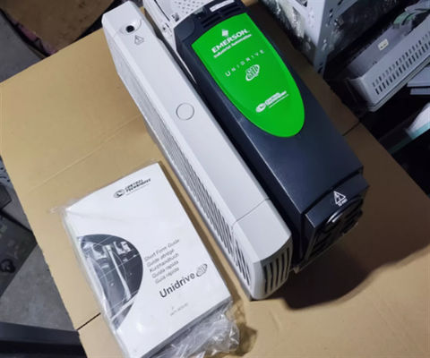 Emerson Control Techniques Unidrive SP2401 10,0 pk met onderdeelnummer KJ3201X1-BA1