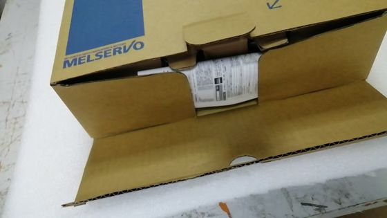 MITSUBISHI AC SERVO AMPLIFIER MR-J3-100A-RJ070 Geïmporteerd Originele Brand Nieuw