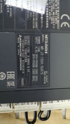 MITSUBISHI AC SERVO AMPLIFIER MR-J3-100A-RJ070 Geïmporteerd Originele Brand Nieuw