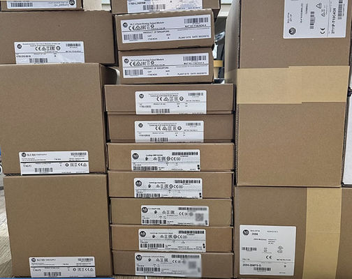Controllogix Logix 5563 1756-L63 besturingsmodule voor Allen Bradley 1