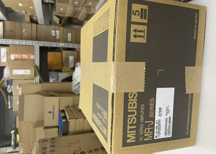 Servoversterker 3 Fase 200 van M.-j2s-500B 5Kw AC Mitsubishi aan 230VAC 50/60Hz