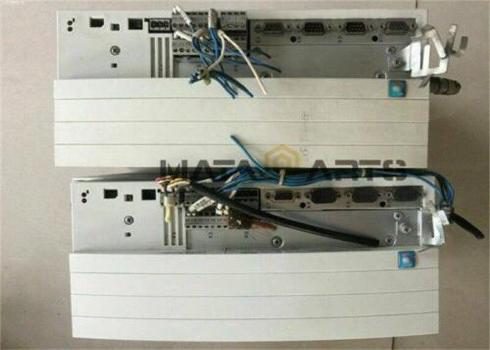 Lenze evs9326-EK SERVOcontrolemechanisme 9300 REEKSEN 400/480 VAC 11 kW (14,75 HP)