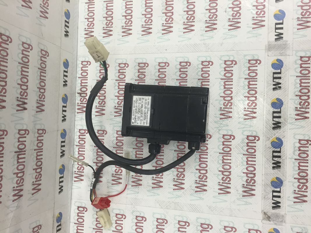 De SERVOmotor van sgmph-01a1a-YR21 Yaskawa AC   100W 0.317N.m 3000RPM 200V