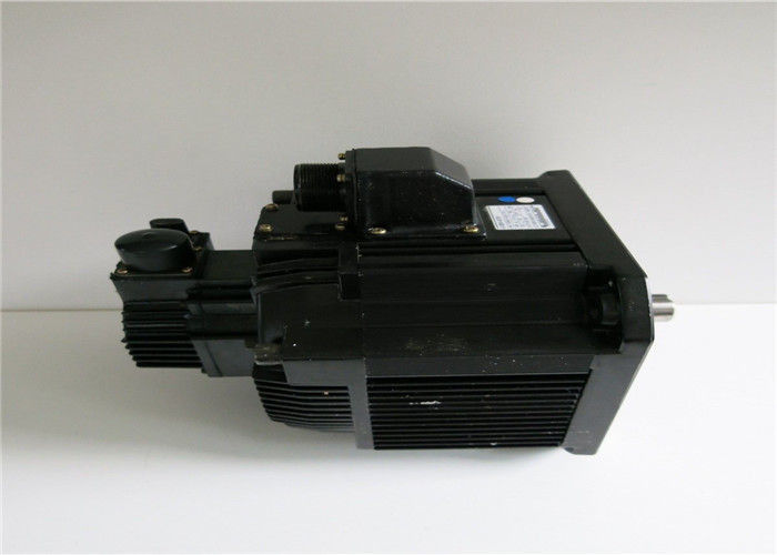 Sgmdh-32a2a-YR13 bYaskawaac Synchrone Servomotor3200w 200V 20.9A AC SERVOmotor