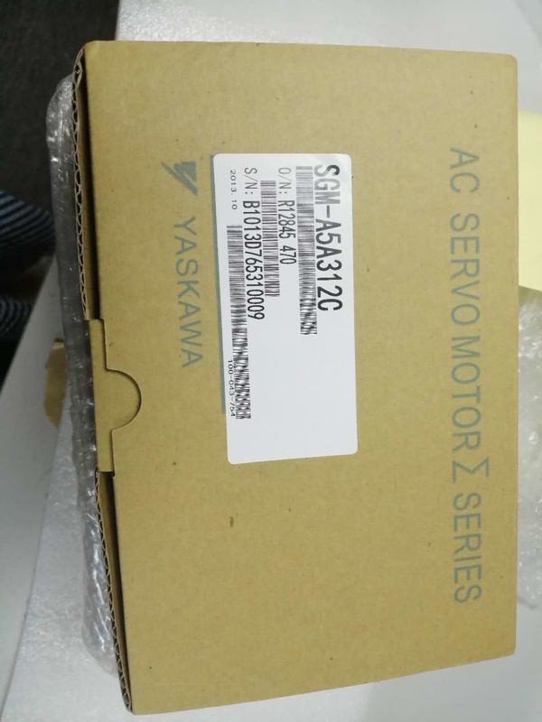 INDUSTRIËLE SERVObestuurder YASKAWA SGDH-A5AE 50W 0N/M, NIEUWE ORIGINEEL VAN 6000RPM*NIB