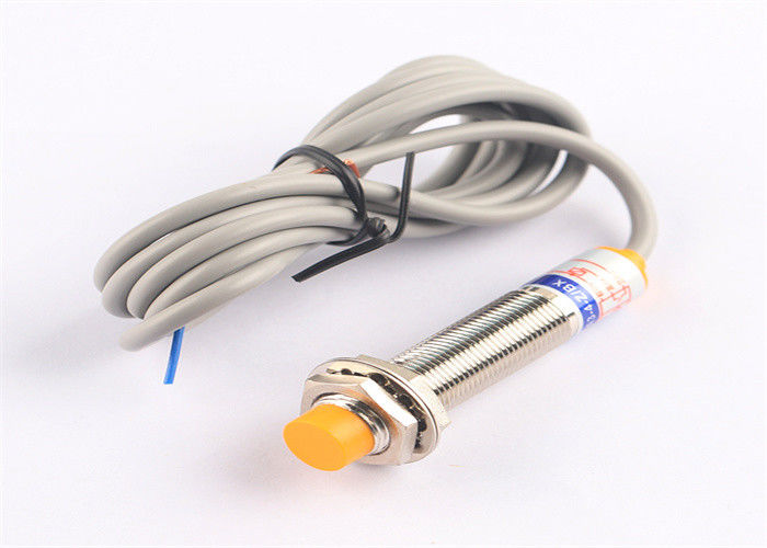 LJ12A3-4-Z/BX NABIJHEIDSsensor 6-36VDC 12MM METAALwaaier 4MM GEEN 3WIRE