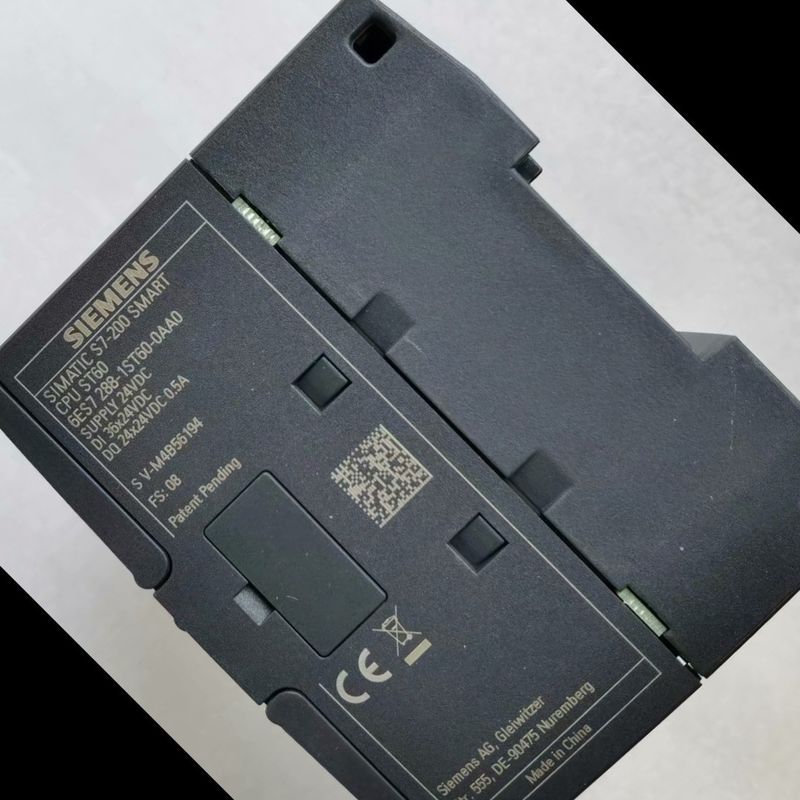 DE MODULEsimatic S7-200 SLIM ST20 24 VDC PROGRAM/DATA GEHEUGEN VAN SIEMENS 6ES7288-1ST40-0AA0 CPU 40 KB
