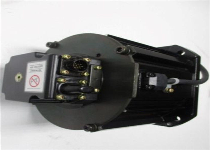 De SERVOmotorac van sgmrs-12a2b-YR11 Yaskawa SIGMA s-AS InsF 2000r/min 5.49N.m 200VAC