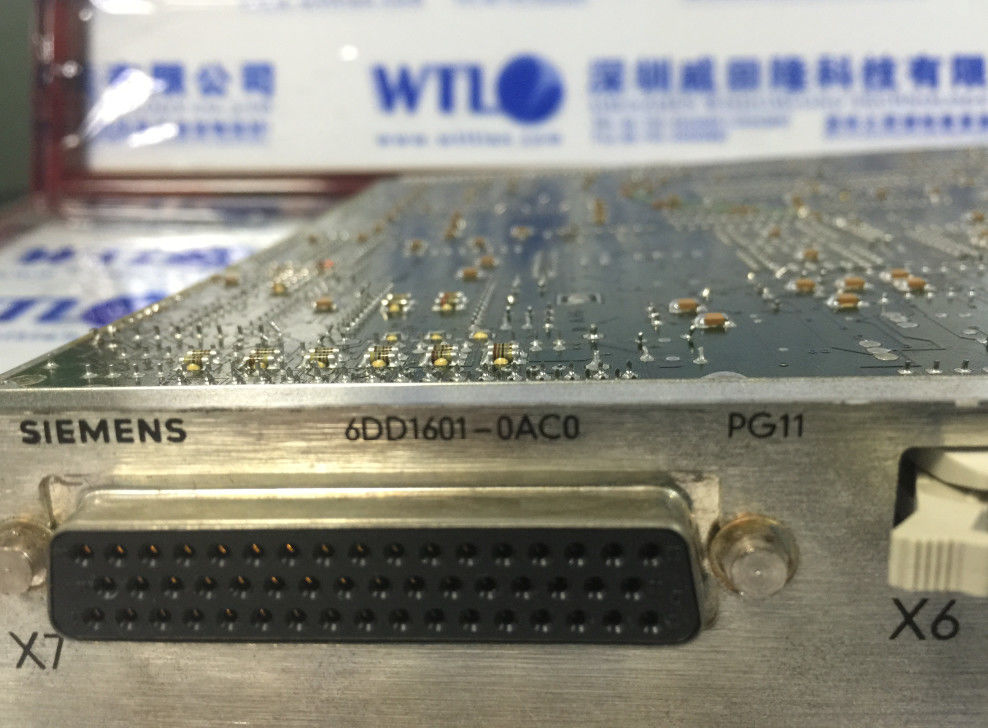 6DD1600-0AC0 SIEMENS SIMATIC TDC, CPU555 64-bits processormodule met PROFINET IRT