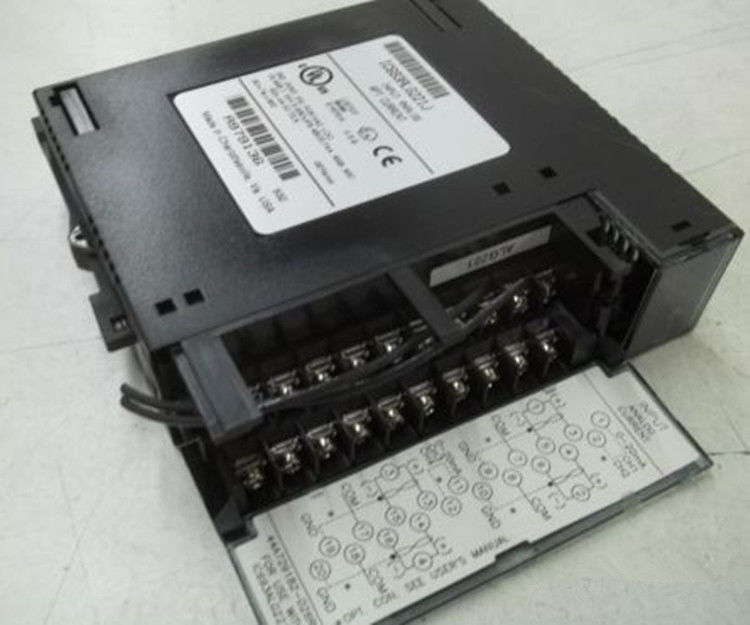 GE IC200CHS014 iC200CHS2xx vereist Deze drager kan worden gebruikt met alle VersaMax I/O-modules
