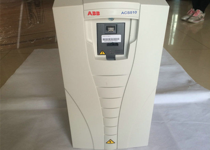 45 kW ABB wisselstroom aandrijving ACS510-01-088A-4 standaard aandrijvingen 45 kW I2n 88 A, beschermingsklasse IP21
