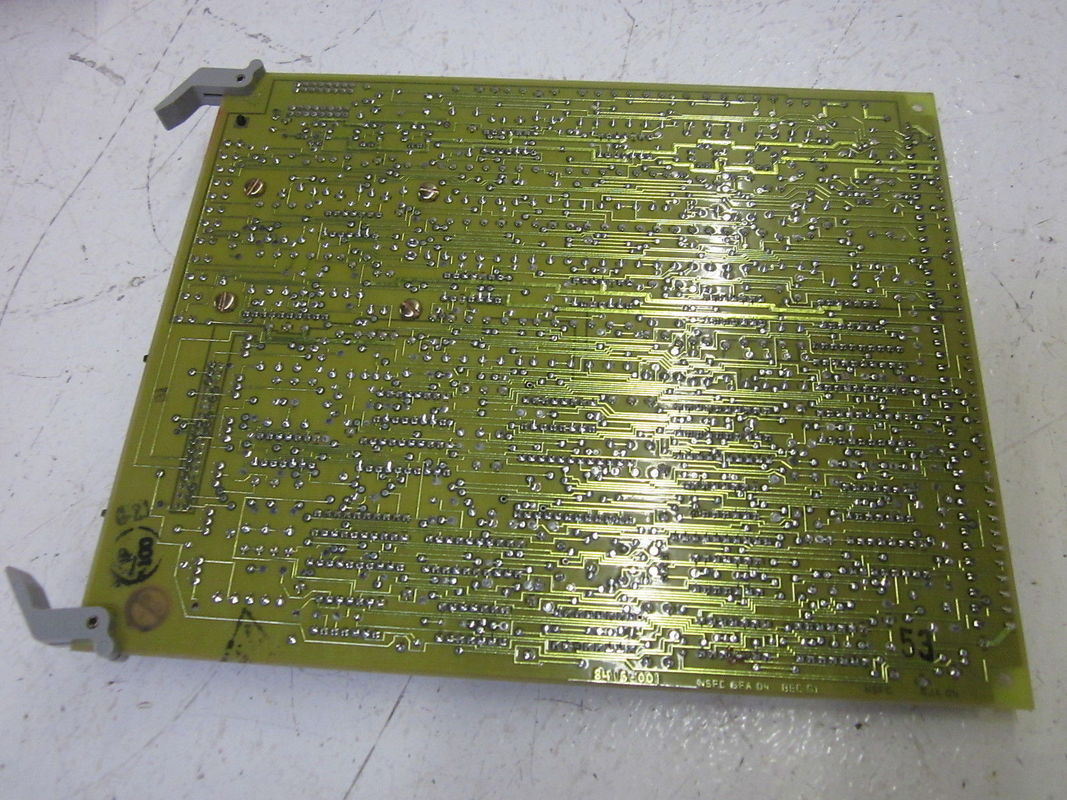 DS3800NSFC GE Input Isolator Board voor de installatie van de board met schroeven in het aandrijfinterieur