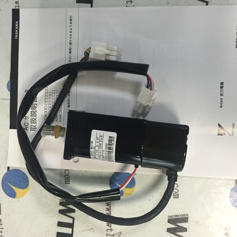 Yaskawa AC Industrial Servo Motor, High Power Servo Motor SGM-01A314S 100W 200V