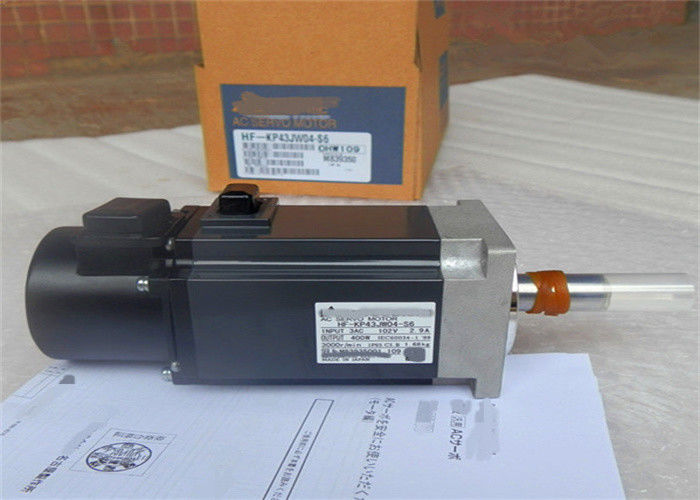 Mitsubishi HF-KP43JW04-S6 400W industriële 3-fase AC servomotor NUWE in voorraad