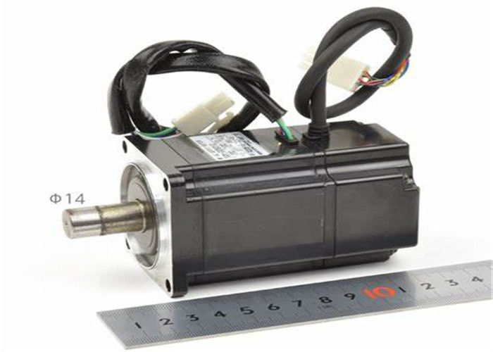 Yaskawa SGM-02B312 gloednieuwe servomotor In originele doos 100V