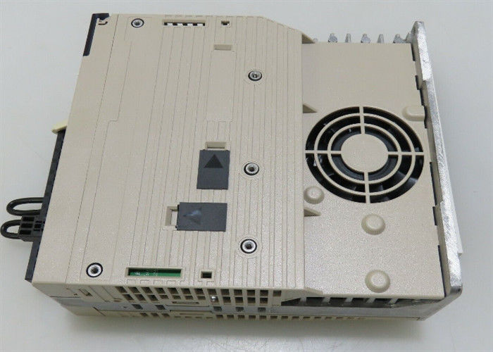 Yaskawa Brand New SGDV-3R8A01A AC Servo Drives In Originele Doos