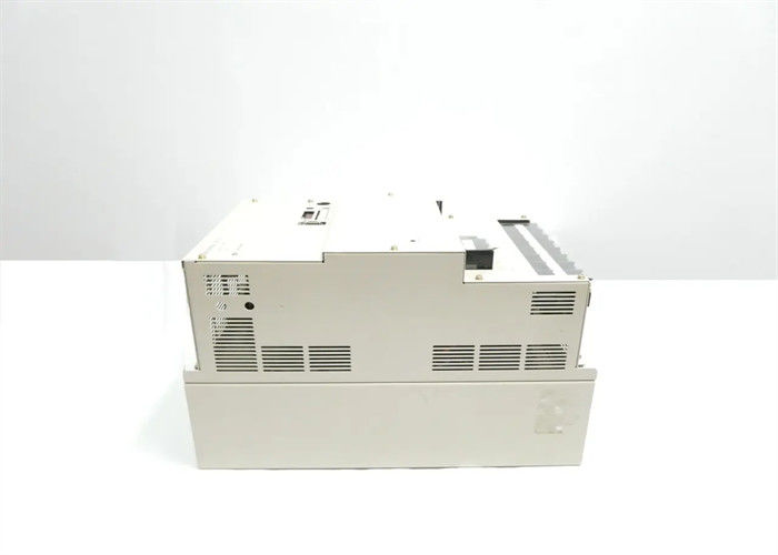 SGDH-1AAE Servo Drives Yaskawa Brand New In Originele Doos 230V