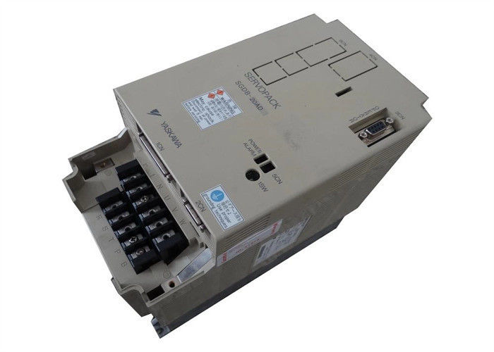 Brand New Yaskawa AC Servo Drives SGDB-20VN Originele Nieuwe In Doos
