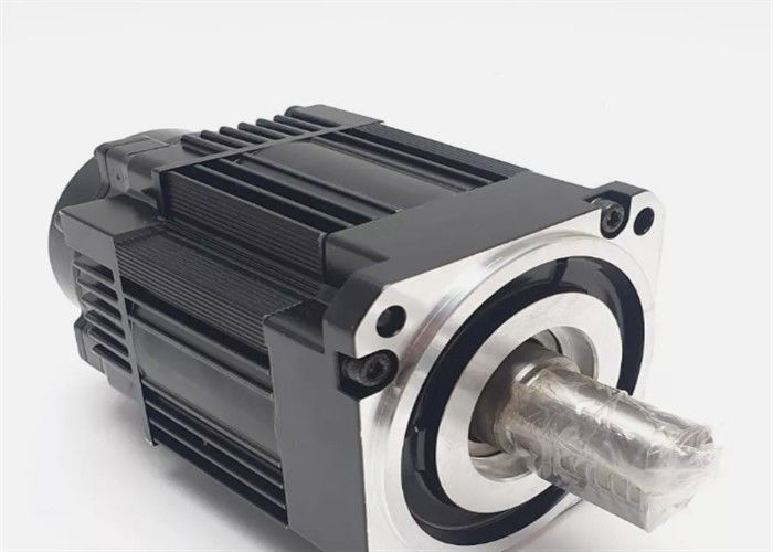 Yaskawa gloednieuwe 220V servomotor SGM7A-50AFA61 In origineel