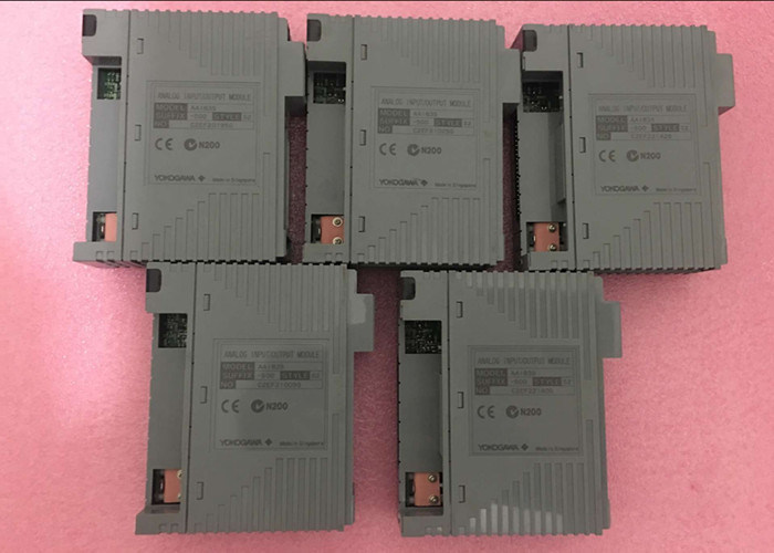 I/O Signal Data Input Output Modulo Input 4 tot 20 mA Weerstand 290 tot 450 *3