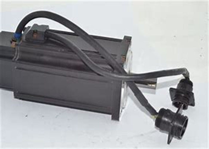 Emerson XVM-8028-TONS-0000 1KW Servomotor Merkwaardig Nieuw Originaal