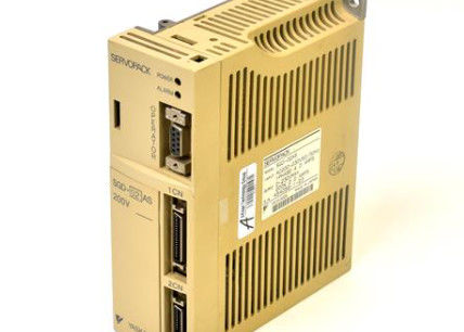 Yaskawa Industrial Servo Drives SGD-02AS 200 W Nominale capaciteit 200-230 VAC, 60 Hz Input