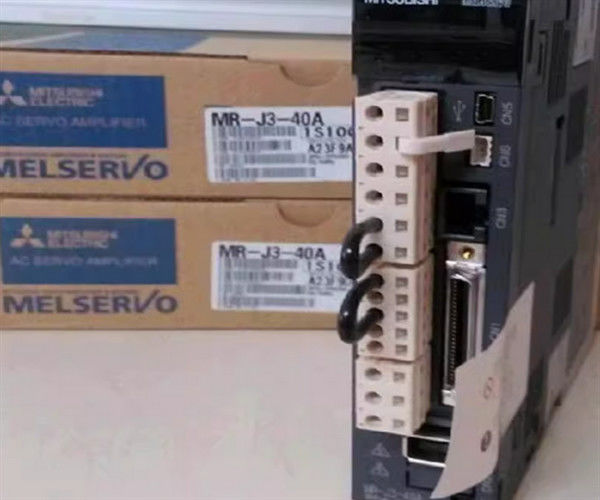 M.-j3-200B 2KW AC 3 Faseversterker Mitsubishi M.-J3 200 tot 230 V