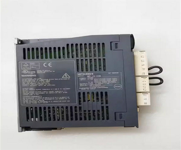 MR-J3-200B 2KW AC Servo Versterker Mitsubishi MR-J3 200 tot 230 V