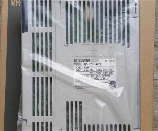 600W Uitgangswattage Industriële servo aandrijvers lichtgewicht bij 1,5 lbs 200V Spanning/Frequentie