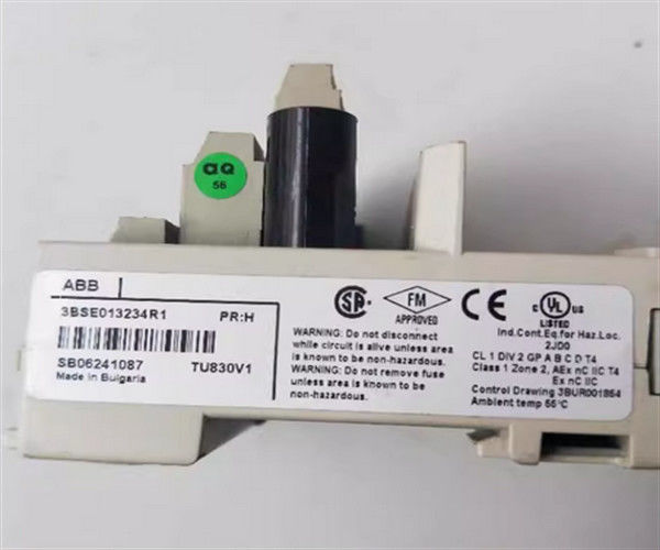 Product-ID TU830V1 3BSE013234R1 0,28 kg Redundante voedingsmodule Dielectrische testspanning 500 V a.c.