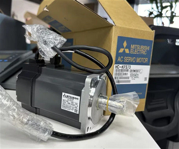 Mitsubishi AC servomotor HC-KFS73 750W 103V 5.6A Uitgang 750W IP55 3.0KG