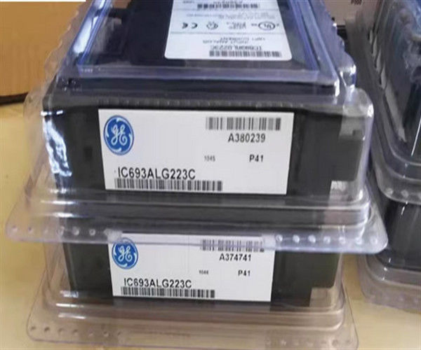 GE Fanuc 16-kanaals analoge spanningsinvoermodule IC693ALG223 voor externe I/O-apparaten