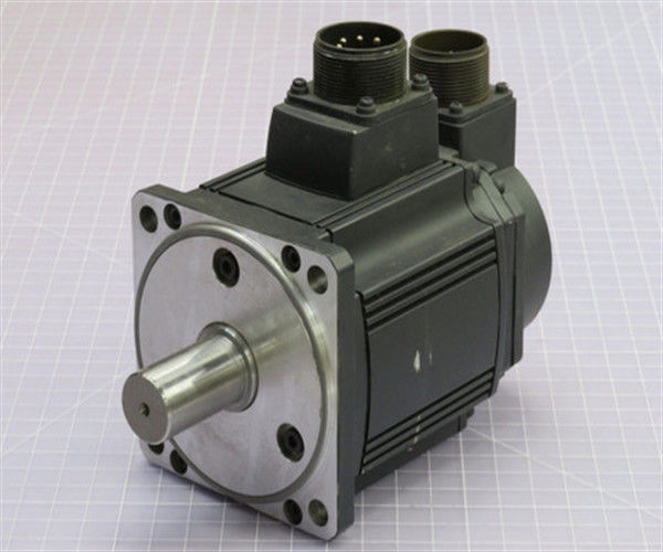 Mitsubishi HC-RFS103 AC Servomotor 6.5A 129V 3000RPM 1KW IP65 Nieuw